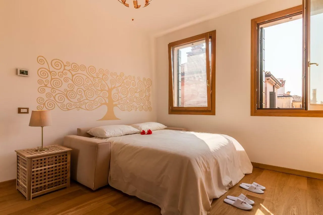 아파트 Sunny Nest Canal View In Venice Chic Movida
