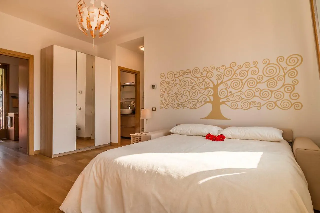 Sunny Nest Canal View In Venice Chic Movida 0*,