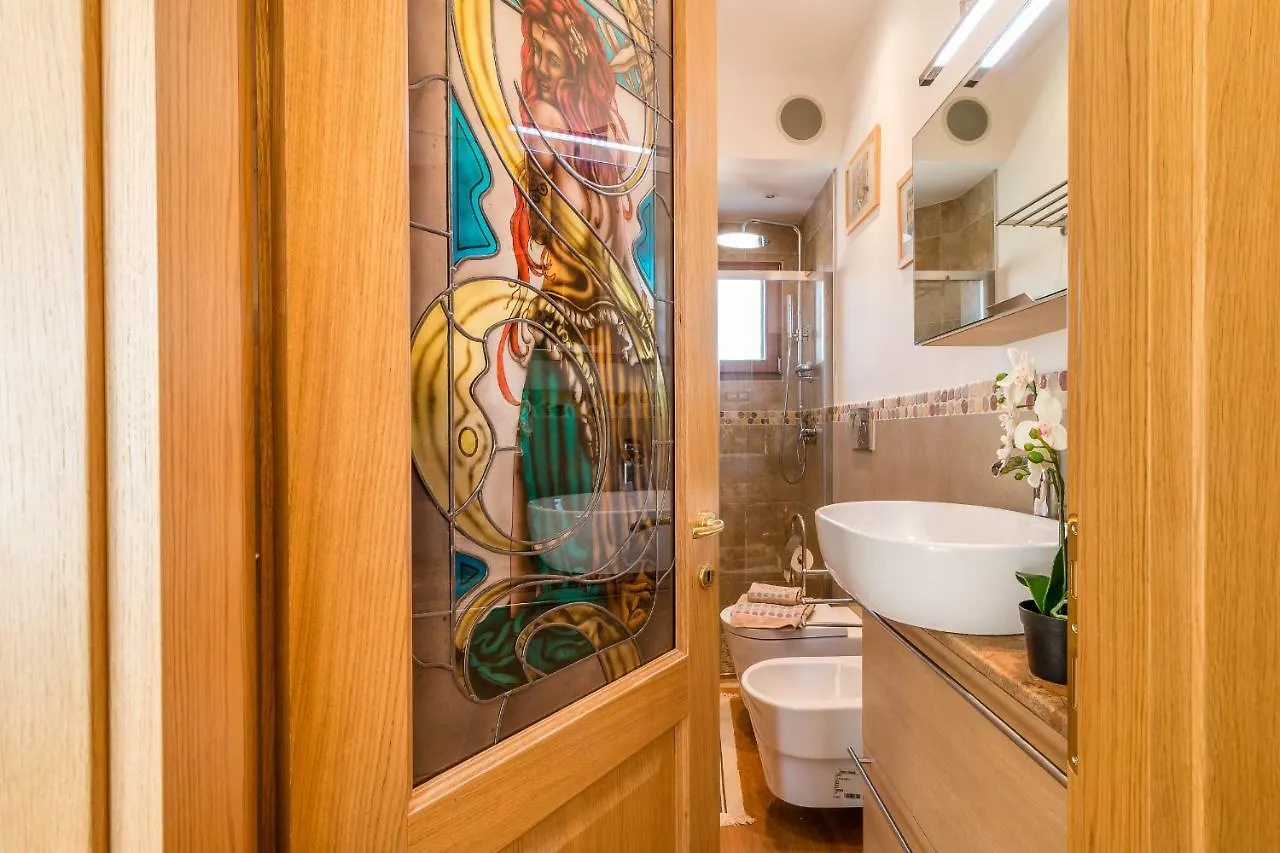 Apartment Sunny Nest Canal View In Venice Chic Movida